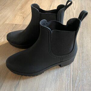 Jeffrey Campbell Black Matte Rubber Rain Boots 9 Chelsea Ankle Stormy Outdoor